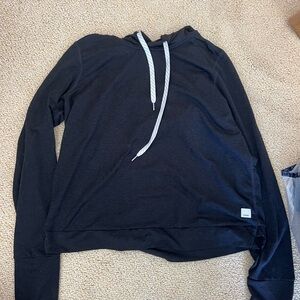 Vuori Black Halo Essential Hoodie - Size Small